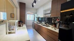 Blk 428B Floral Spring @ Yishun (Yishun), HDB 5 Rooms #514264181